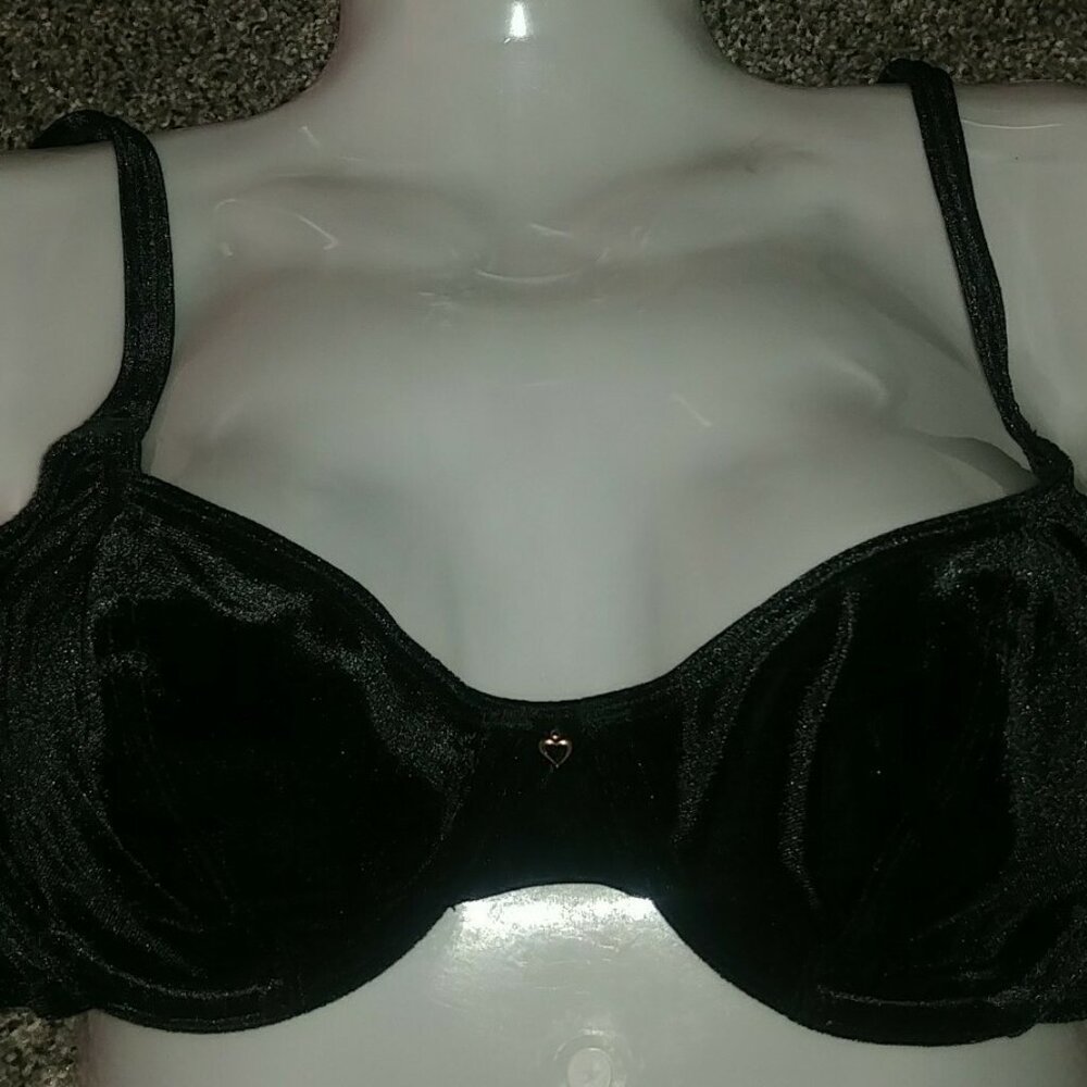 Vintage VICTORIA'S SECRET VELVET BLACK 36B UNLINED DEMI Underwire Bra RARE